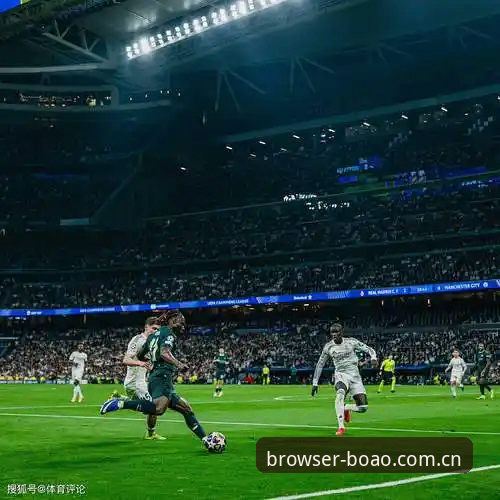 一场3-0的大胜，本该是凯伦·威尔逊在莱斯特冠军联赛上的轻松开局。可当这位前世界冠军从球台边转身，拿起手机看到家里的监控警报时，胜利的喜悦瞬间被寒意取代。